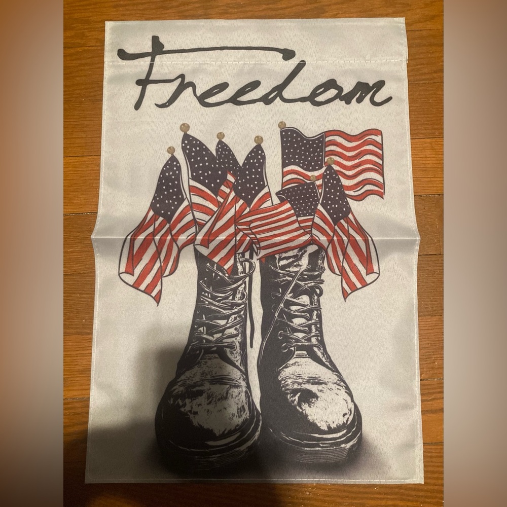 Garden Flag Patriotic 12" x 18" NWOT